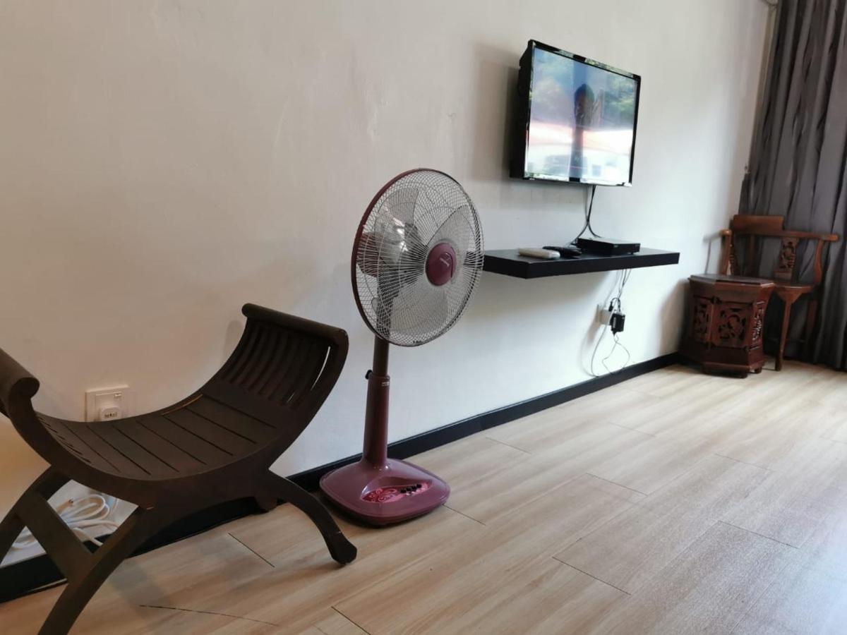 C 13 Lot 10 Pangkor Leisure Beach Studio Pekan Pangkor Dış mekan fotoğraf